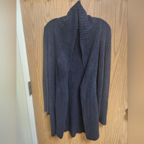 BAREFOOT DREAMS Cozychic Chevron Ribbed Cardigan Sweater Carbon Sz M. NW…